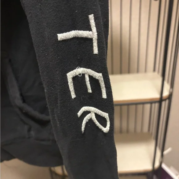 Hollister Black Jacket / hooded zip sweater XS - Picture 6 of 12